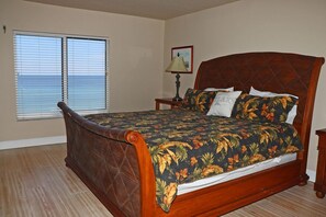 2 bedrooms, bed sheets