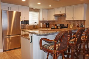 Microwave, dishwasher, coffee/tea maker, ice maker