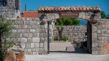 Lối vào nơi lưu trú