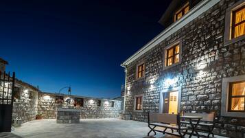 Biệt thự | Hiên