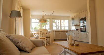 Holiday living under thatched roof - 4 bedrooms, 2 bathrooms, large garden and terrace