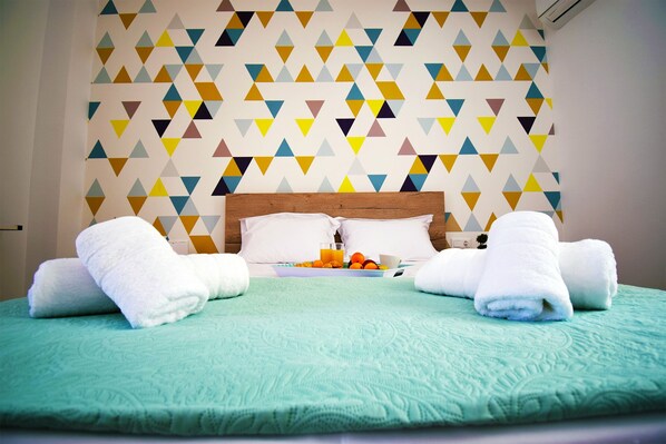 1 bedroom, in-room safe, desk, soundproofing