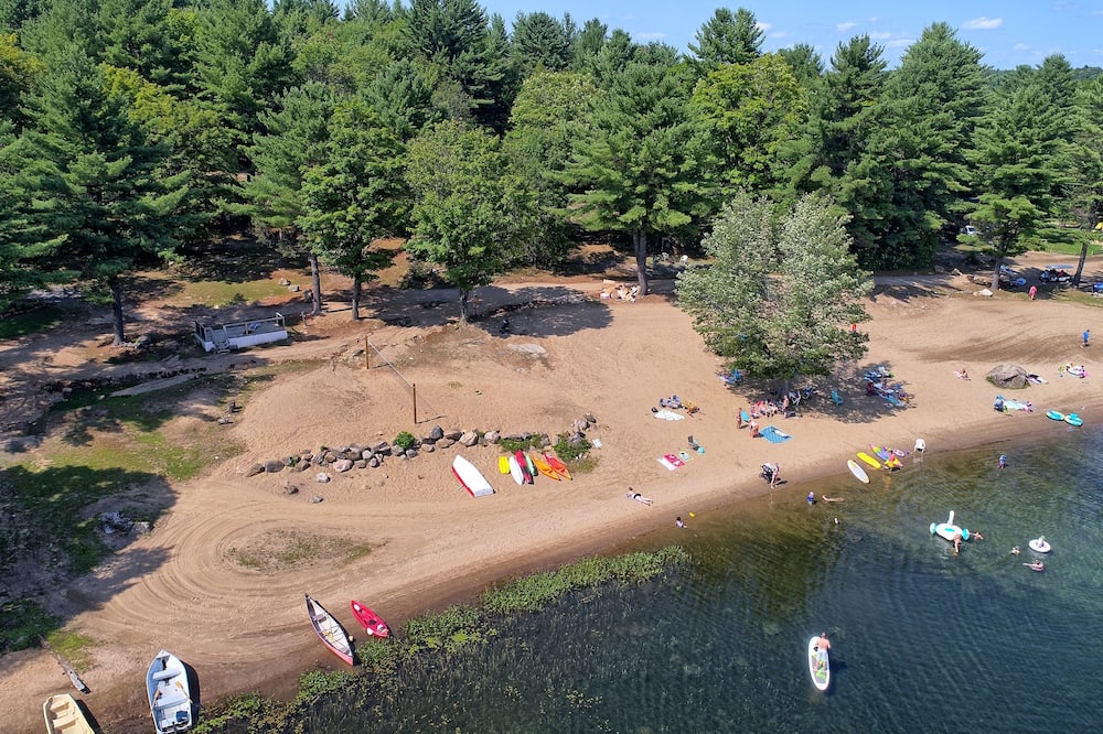 Great Blue Resort Bonnie Lake Resort