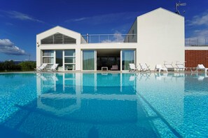 Outdoor pool - Villa Micol 10+4 P, by VILLASRETREATS, w/Pool, A/C, BBQ near to the beach (Ameglia)