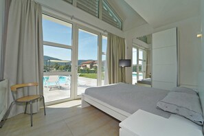4 chambres, coffres-forts dans les chambres, lit parapluie, Wi-Fi