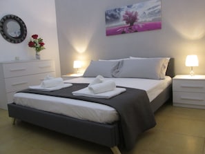 3 Schlafzimmer, Bügeleisen/Bügelbrett, kostenloses WLAN, Bettwäsche
