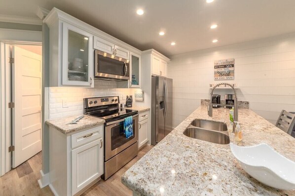 Microwave, oven, stovetop, dishwasher