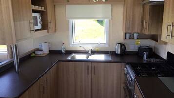 Kabin, Beberapa Tempat Tidur | Dapur pribadi | Lemari es, microwave, oven, dan kompor