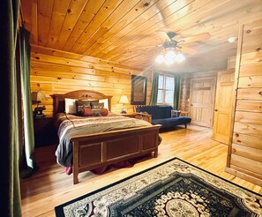 2 Schlafzimmer, Pillowtop-Betten, Bügeleisen/Bügelbrett, WLAN