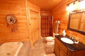 Badewanne, Haartrockner, Handtücher