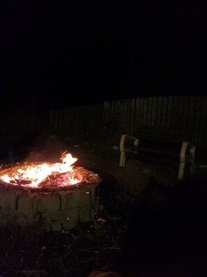 Fall time fire pit
