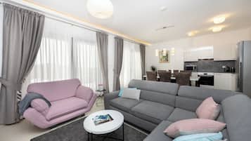 Smart-tv, tv-spel, böcker och ett musikbibliotek