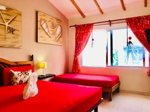 1 bedroom, WiFi, bed sheets - Executive Comfort Triple Room (Playa del Carmen)
