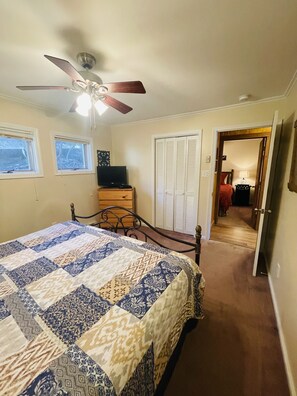 3 bedrooms, WiFi, bed sheets