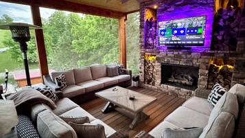 Smart TV, video games, table tennis, computer monitors