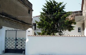 EntrĂ©e de lâhĂ©bergement