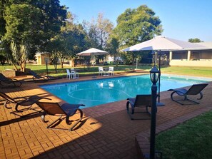 Outdoor pool - Aloe Tree (Krugersdorp)