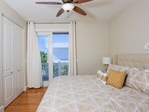 6 soverom, strykejern/-brett, wi-fi (inkludert) og sengetøy