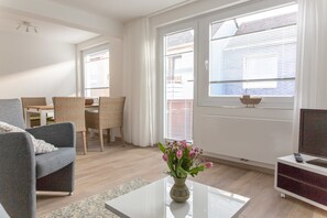 صورة غير مصنفة، 5 من 19، زرّ