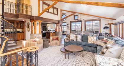 Beautiful Air Conditioned Peaks Penthouse in Mountain Village with Spectacular Views