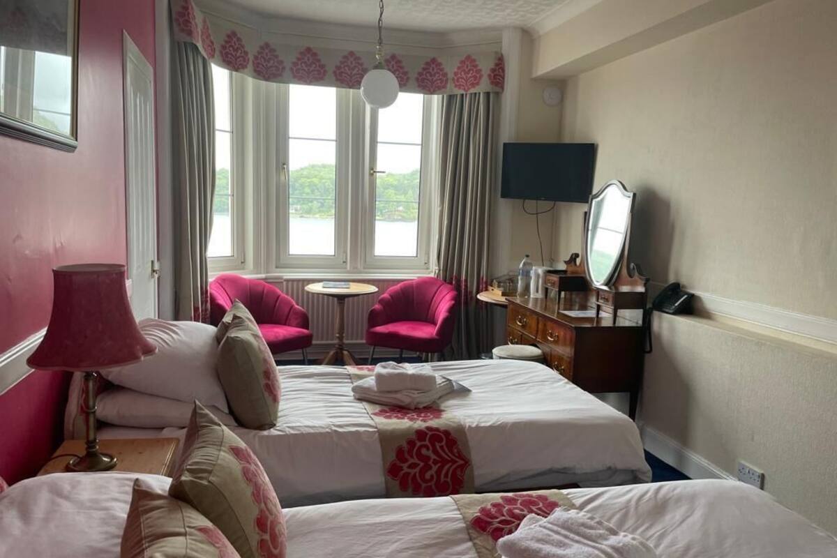 Individually decorated, individually furnished, free WiFi, bed sheets