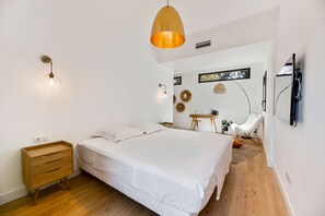 4 室のベッドルーム、WiFi、ベッドシーツ