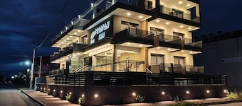 Peloton Inn