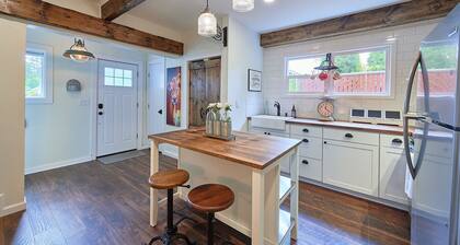 Half-Pint Farmhouse in Historic Downtown McMinnville