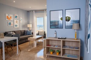 TV - Sunset Victoria Beach - 1st line beach (Cádiz)