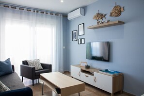 TV - Sunset Victoria Beach - 1st line beach (Cádiz)