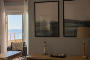 Interior - Sunset Victoria Beach - 1st line beach (Cádiz)