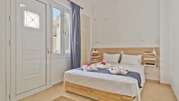 1 bedroom, iron/ironing board, WiFi