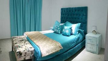3 habitaciones, tabla de planchar con plancha y wifi gratis