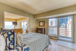 2 室のベッドルーム、アイロン / アイロン台、インターネット、ベッドシーツ