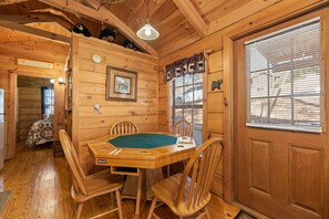 Dining - Forever Mine | By Colonial Properties (Gatlinburg)