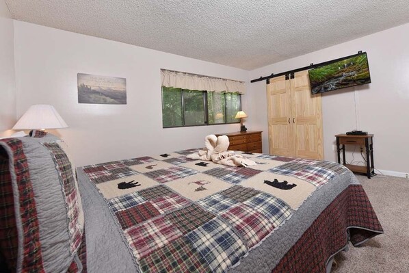 2 bedrooms, WiFi, bed sheets