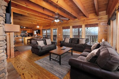 Deer Lodge | By Colonial Properties