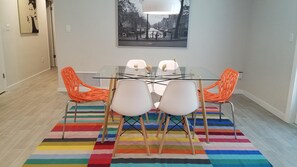 Dining - Sugarfoot Home, 2 miles from UF! (Gainesville)