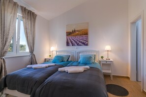 4 Schlafzimmer, Bügeleisen/Bügelbrett, WLAN, Bettwäsche