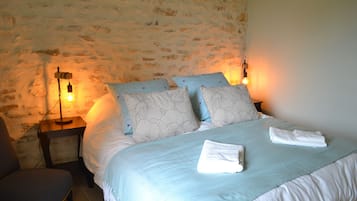 5 bedrooms, iron/ironing board, travel cot, free WiFi