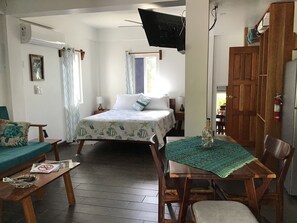 1 Schlafzimmer, Bettwäsche aus ägyptischer Baumwolle, Zimmersafe