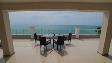 Family Apartment | Terrace/patio