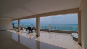 Terrace/patio - Kobuleti Beach Club (Kobuleti)