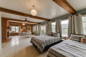 4 bedrooms, WiFi, bed sheets