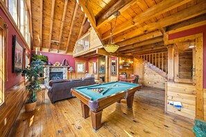 غرفة الألعاب