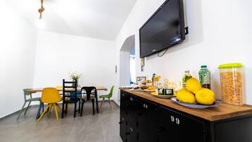 Tägliches inbegriffenes einheimisches Frühstück