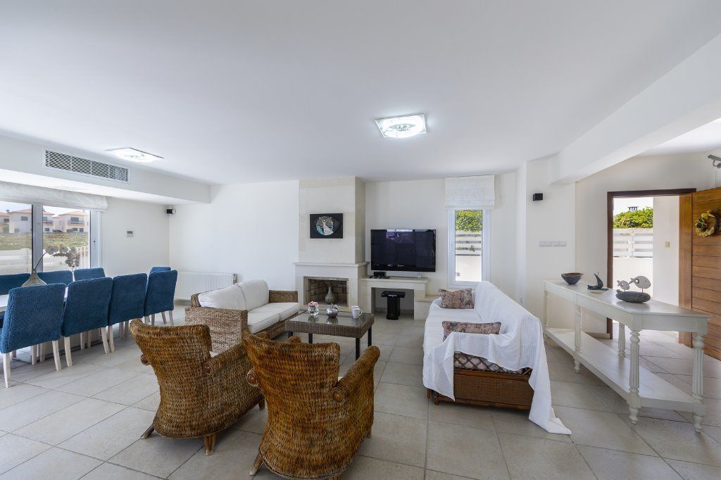 Biệt thự, 5 phòng ngủ, hồ bơi riêng | Phòng khách | TV màn hình phẳng, đầu đĩa DVD 