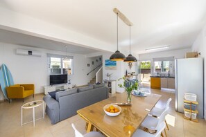 Villa, 3 Bedrooms, Private Pool | In-room dining - Protaras Villa Kochili (Paralimni)