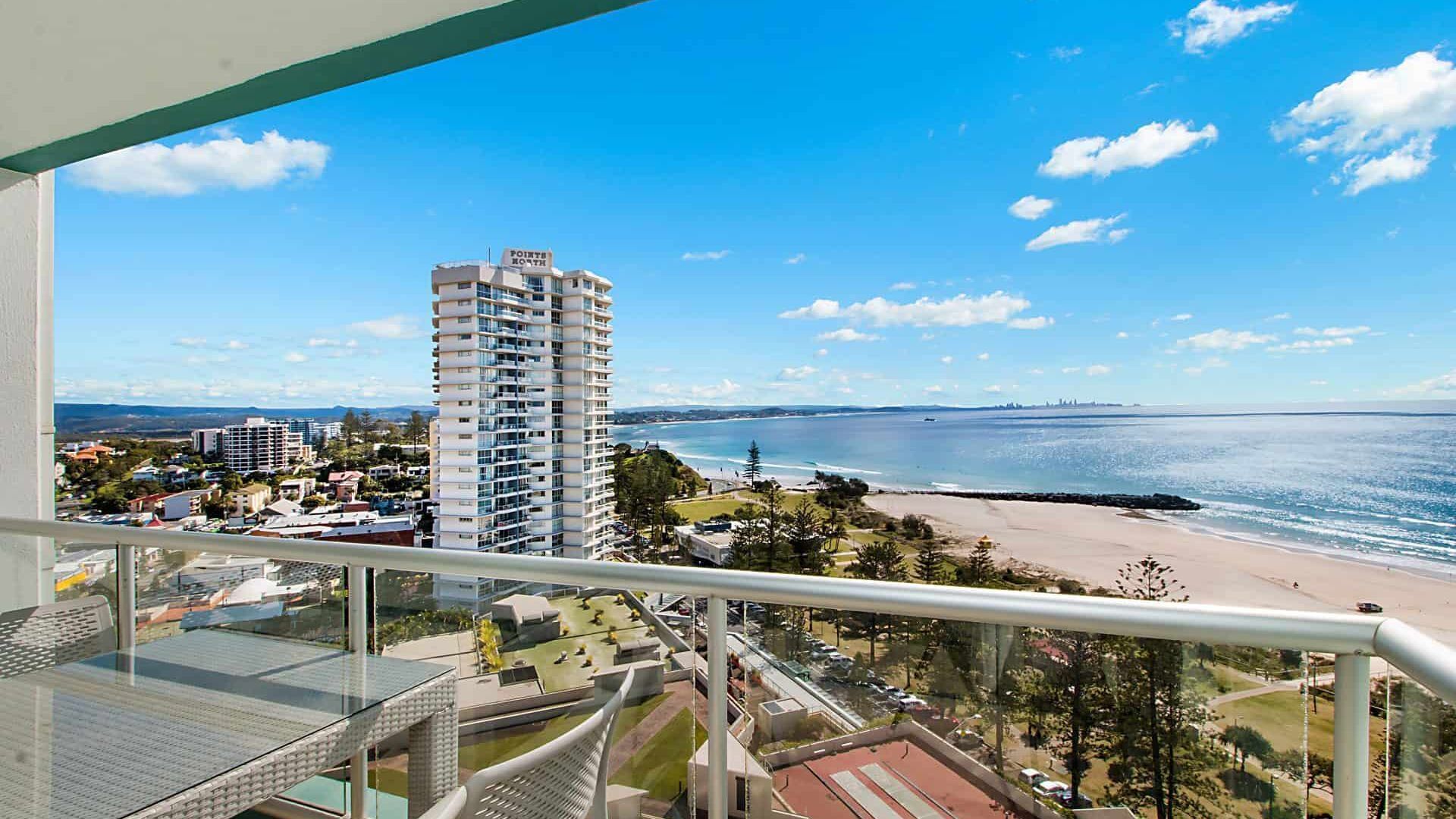 Ocean Plaza 1467 - Coolangatta Beachfront - Min. 3 Night Stays! — image 4