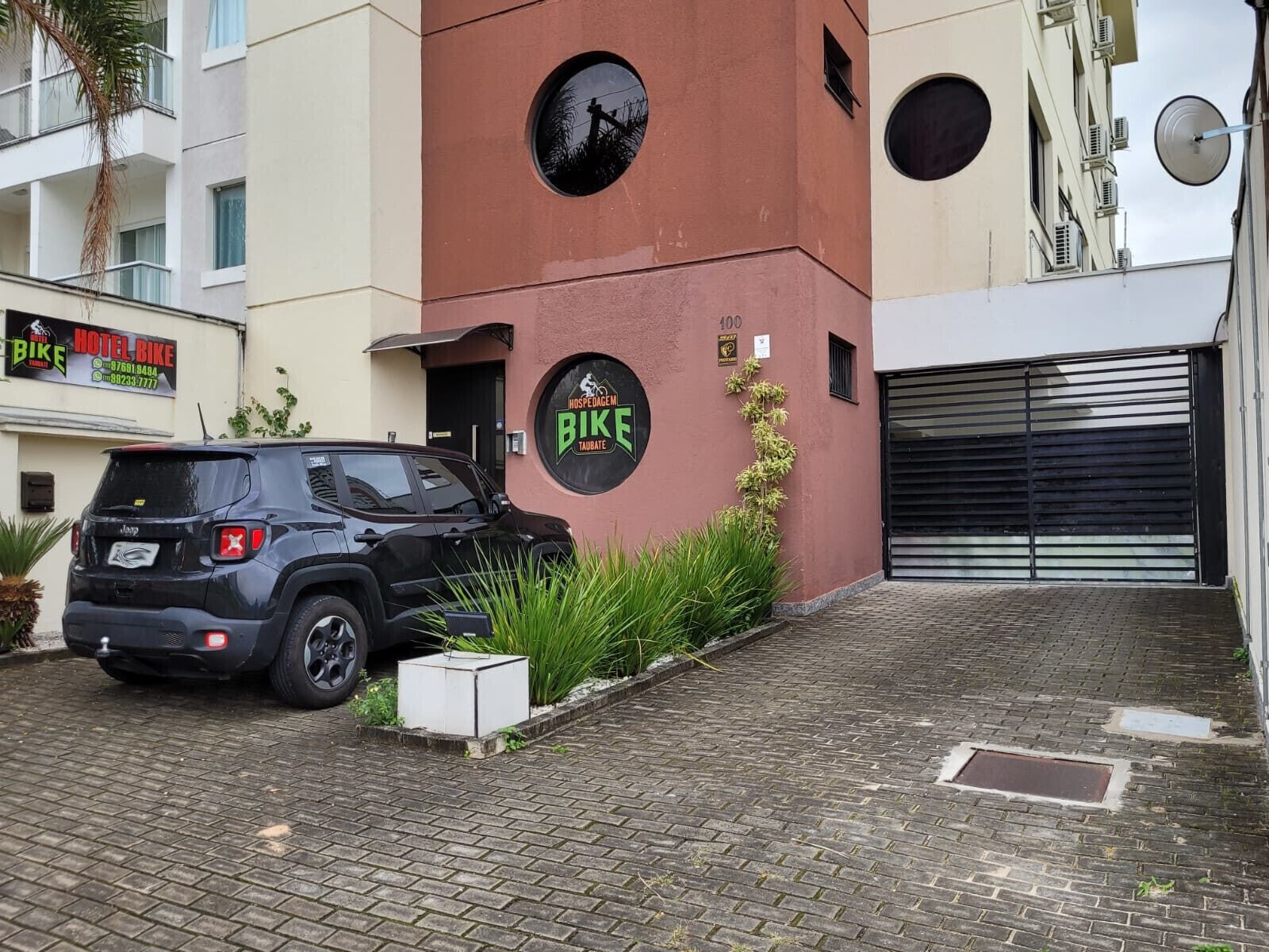 Fachada da propriedade